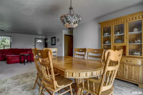 1323 4th St, Pawnee, IL 62558 photo 8