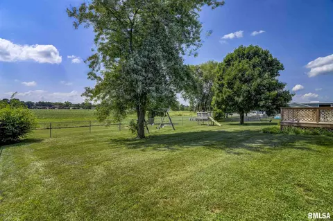 1323 4th St, Pawnee, IL 62558 photo 38