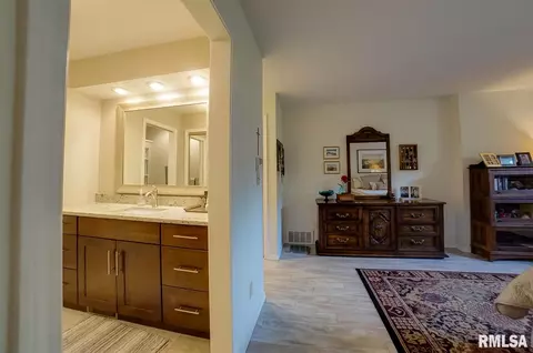 9 Turnberry Pl, Springfield, IL 62704 photo 24