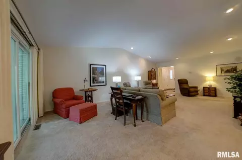 9 Turnberry Pl, Springfield, IL 62704 photo 7