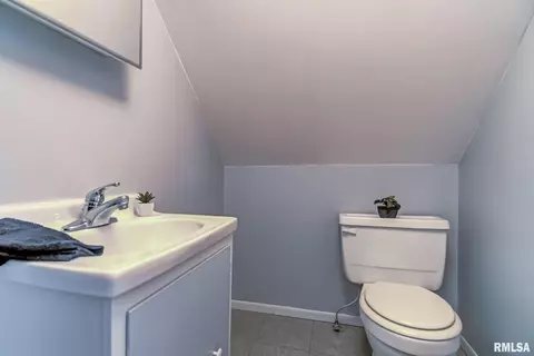 2042 E Buchanan St, Springfield, IL 62703 photo 19