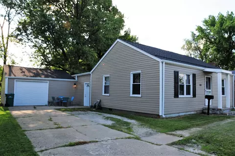 1021 N Bruns Ln, Springfield, IL 62702 photo 3