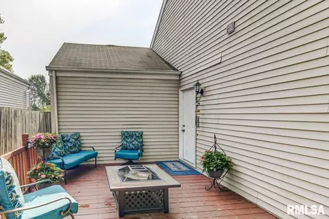 721 Helene St, Springfield, IL 62702 photo 3