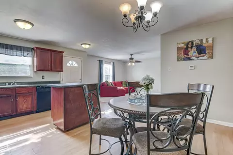 721 Helene St, Springfield, IL 62702 photo 30