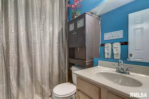 721 Helene St, Springfield, IL 62702 photo 8