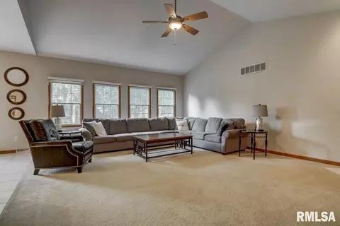 1534 Old Ivy Dr, Springfield, IL 62711 photo 6