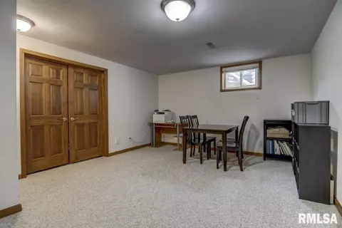 1534 Old Ivy Dr, Springfield, IL 62711 photo 31