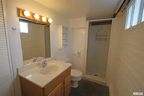 1913 S Spring St, Springfield, IL 62704 photo 28
