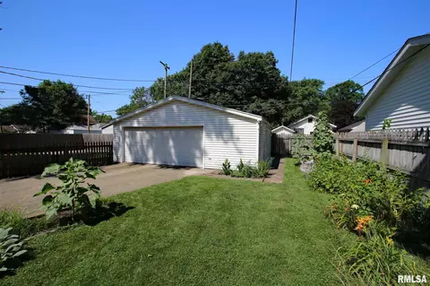1913 S Spring St, Springfield, IL 62704 photo 6