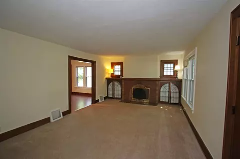1913 S Spring St, Springfield, IL 62704 photo 10