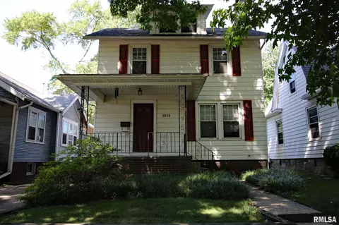 1913 S Spring St, Springfield, IL 62704 photo 1