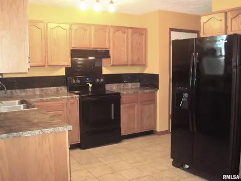 2008 Halifax Dr, Springfield, IL 62703 photo 7