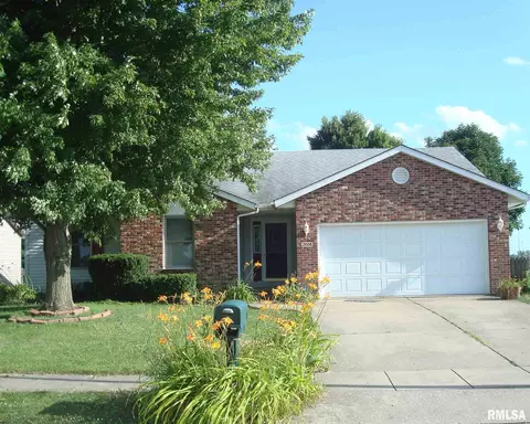 2008 Halifax Dr, Springfield, IL 62703 photo 1