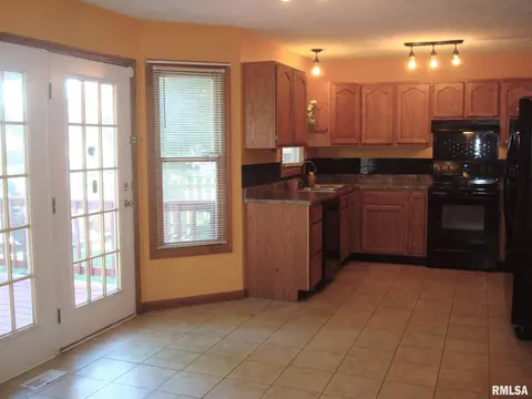 2008 Halifax Dr, Springfield, IL 62703 photo 6