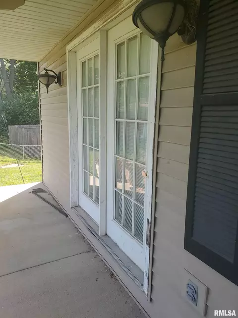 2732 Steiler Pl, Springfield, IL 62703 photo 3