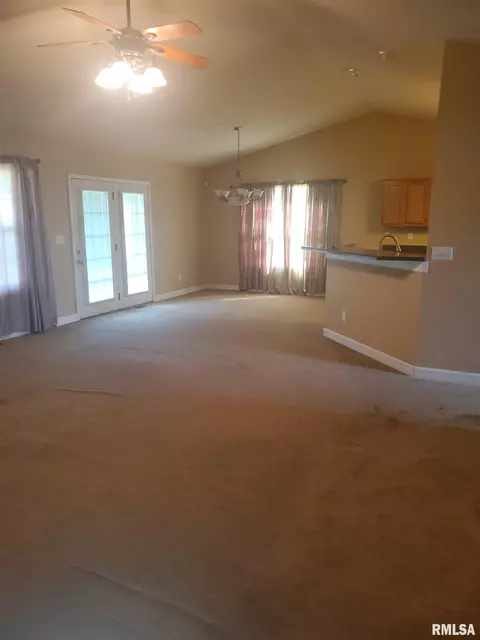 2732 Steiler Pl, Springfield, IL 62703 photo 5