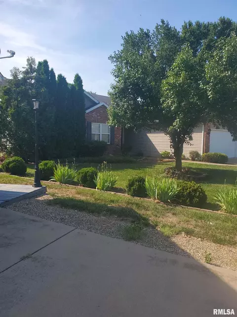 2732 Steiler Pl, Springfield, IL 62703 photo 1