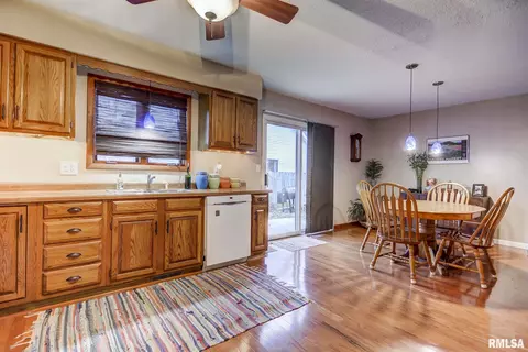 2229 Croydon Dr, Springfield, IL 62703 photo 16