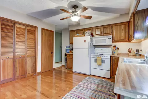 2229 Croydon Dr, Springfield, IL 62703 photo 10