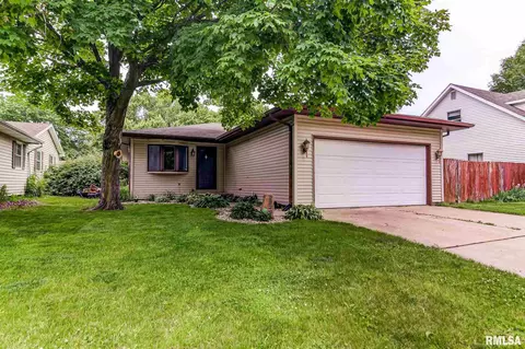 2229 Croydon Dr, Springfield, IL 62703 photo 1