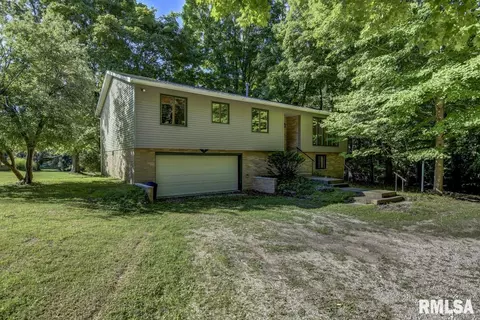 30 Beachview Ln, Springfield, IL 62712 photo 2
