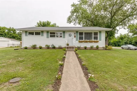 2633 Kent Dr, Springfield, IL 62703 photo 1