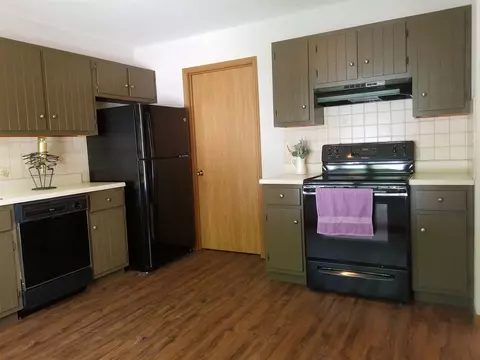 81 Amherst Dr, Springfield, IL 62702 photo 8