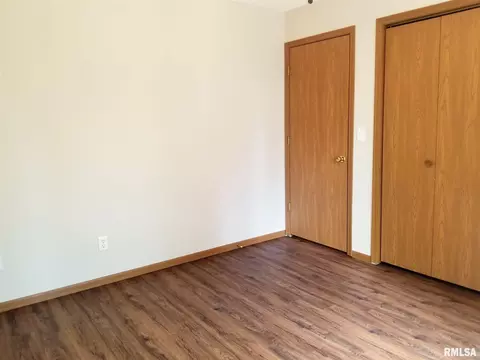 81 Amherst Dr, Springfield, IL 62702 photo 16