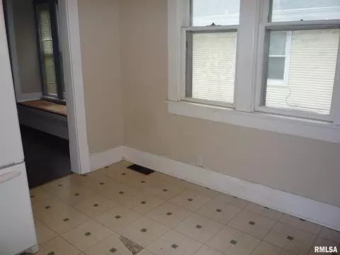 1713 S Pasfield St, Springfield, IL 62704 photo 13