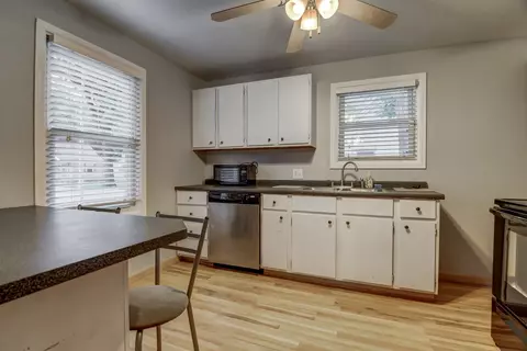 2149 Pickett St, Springfield, IL 62703 photo 9