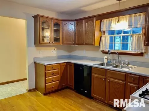 403 E Oak Grove Dr, Athens, IL 62613 photo 14