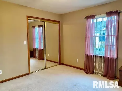 403 E Oak Grove Dr, Athens, IL 62613 photo 28