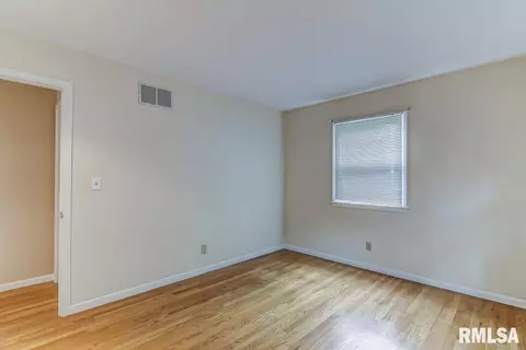 2620 Bennington Dr, Springfield, IL 62704 photo 12