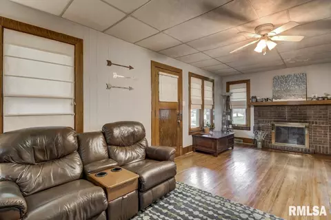 1041 S Walnut St, Springfield, IL 62704 photo 14