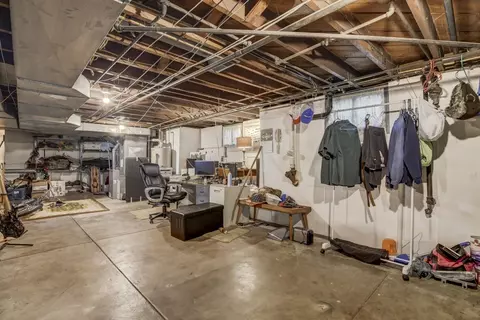 1041 S Walnut St, Springfield, IL 62704 photo 8