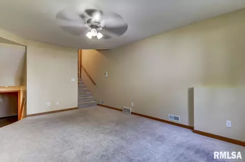 2517 Dickens Dr, Springfield, IL 62711 photo 35