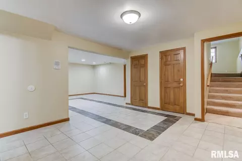 2517 Dickens Dr, Springfield, IL 62711 photo 40