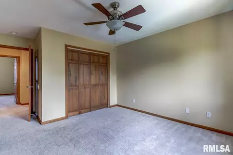 2517 Dickens Dr, Springfield, IL 62711 photo 27