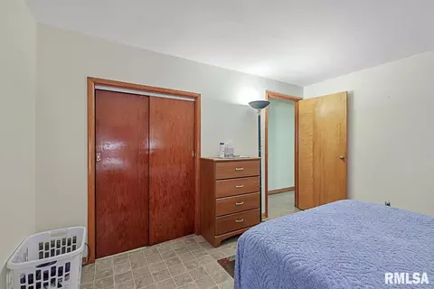 1117 N Macarthur St, Springfield, IL 62702 photo 13