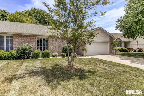 2702 Chase Dr, Springfield, IL 62704 photo 1
