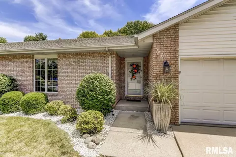 2702 Chase Dr, Springfield, IL 62704 photo 25