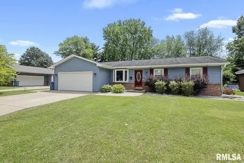 1912 Claremont Dr, Springfield, IL 62703 photo 1