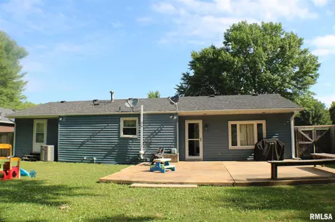 1912 Claremont Dr, Springfield, IL 62703 photo 30