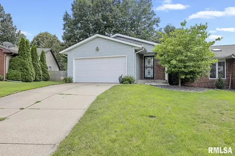 119 Calvin Ave, Springfield, IL 62704 photo 2