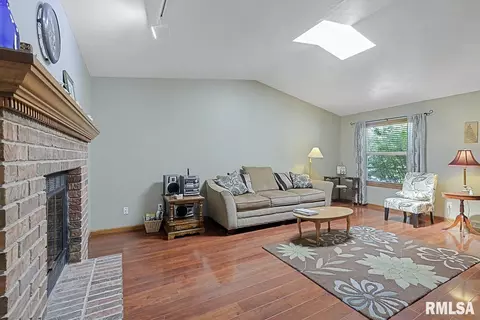 119 Calvin Ave, Springfield, IL 62704 photo 4