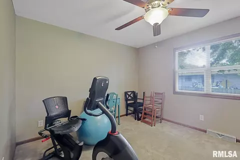 119 Calvin Ave, Springfield, IL 62704 photo 8