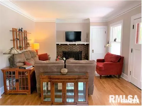 1500 Dial Ct, Springfield, IL 62704 photo 4