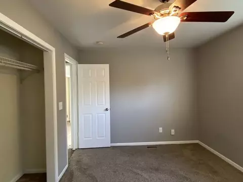 307 S Durkin Dr, Springfield, IL 62704 photo 12