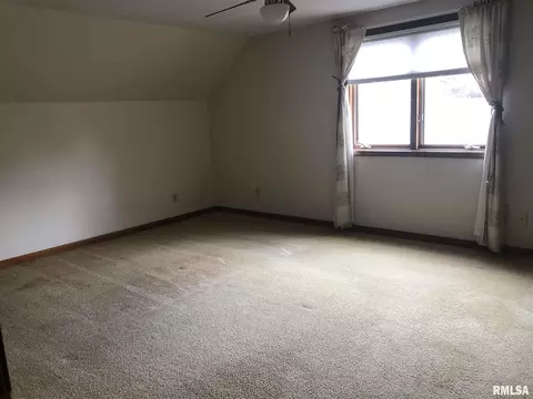 2504 Wydown Ave, Springfield, IL 62704 photo 5