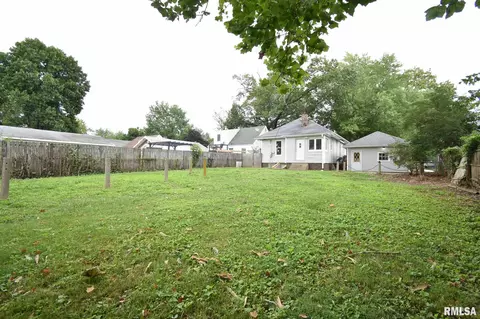 2355 Yale Blvd, Springfield, IL 62703 photo 15